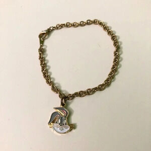 Vtg  1996 Looney Tunes Bugs Bunny Small Bracelet Charm Warner Bros